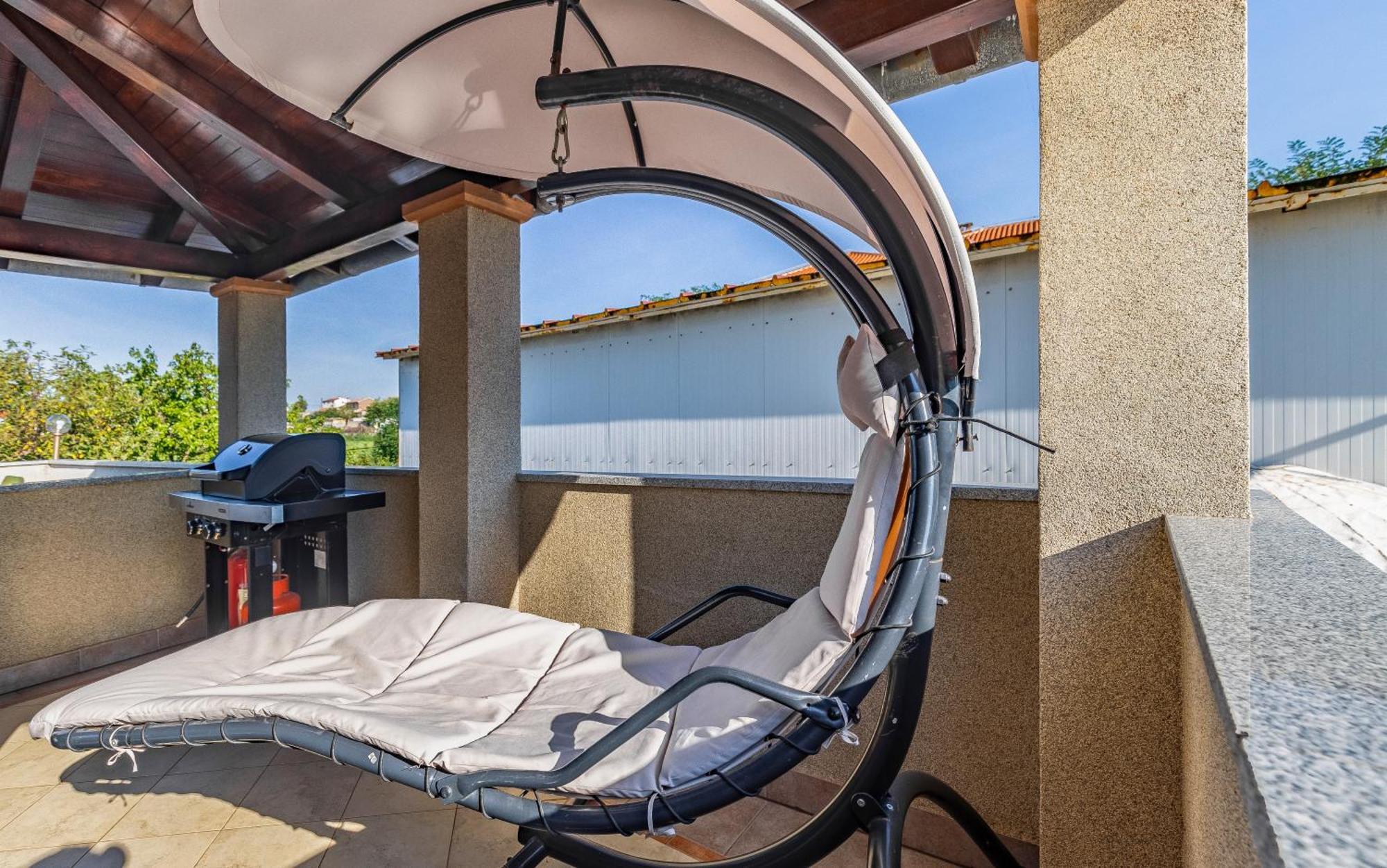 All Seasons Apartment Пула Екстер'єр фото